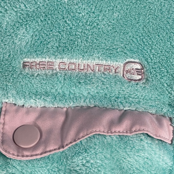 Free Country Butter Pile Pull-over Jacket - Picture 3 of 10